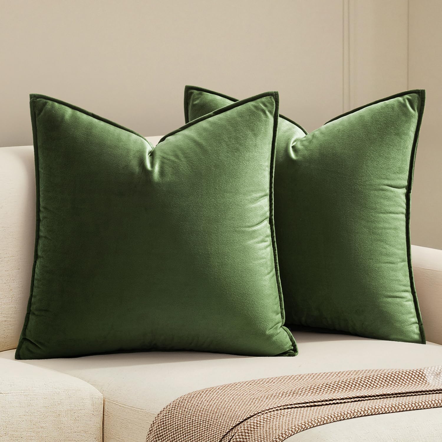 MIULEE Brown Velvet Throw Pillow Covers 18x18 Soft Decorative Solid Square Cushion Cases Pack of 2 Modern Luxury Home Decor for Couch, Sofa, Bedroom