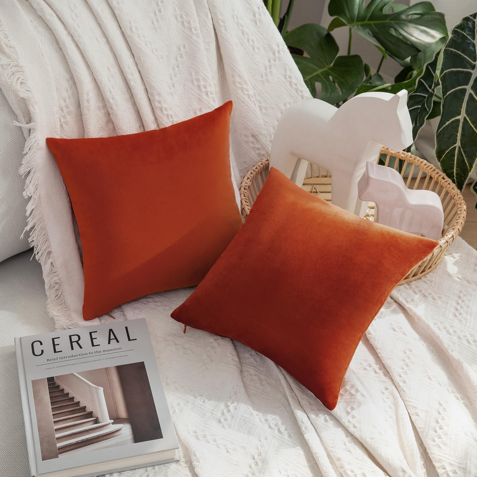 MIULEE 20x20 Inch Velvet Throw Pillow Covers, Pack of 2 - Dark Blue, Super Soft Decorative Square Cushion Cases Modern Luxury Home Decor for Sofa, Couch, Bed, Chair with Invisible Zipper