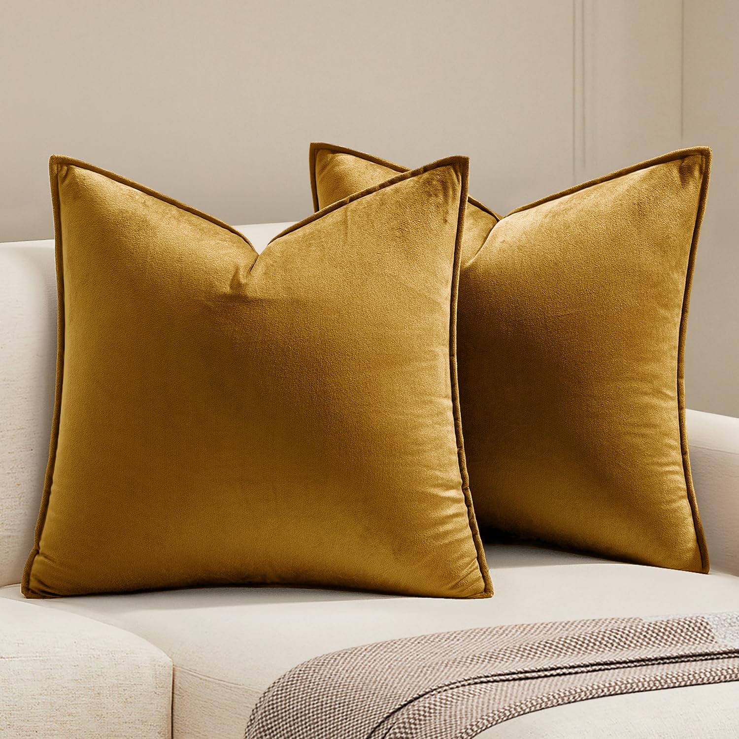 MIULEE Brown Velvet Throw Pillow Covers 18x18 Soft Decorative Solid Square Cushion Cases Pack of 2 Modern Luxury Home Decor for Couch, Sofa, Bedroom